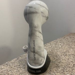 Michael Todd Sonic Care Petite